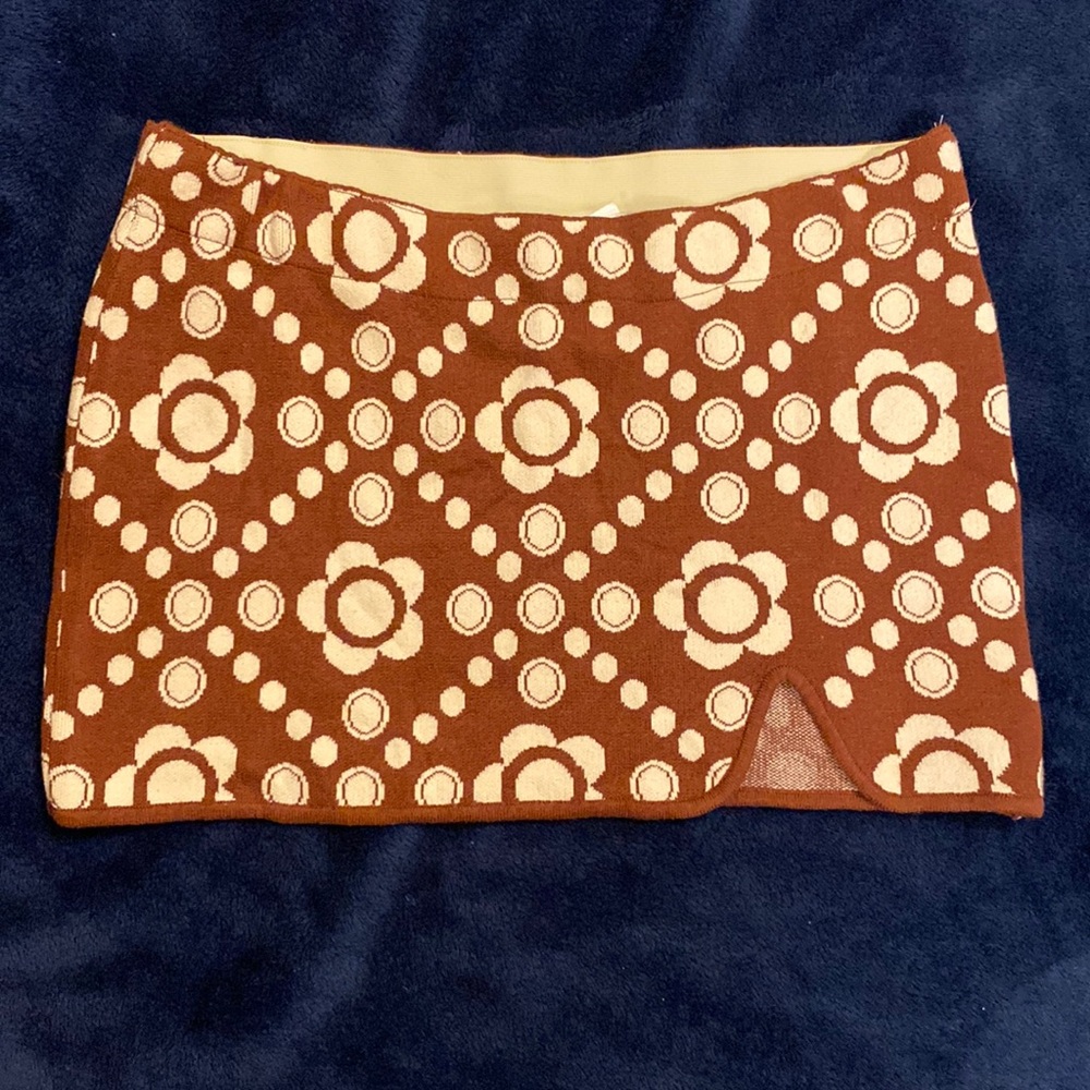 UO Suzie Low Rise Mini Skirt M NWT
